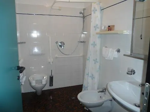 Apart Otel Il Monello 3*