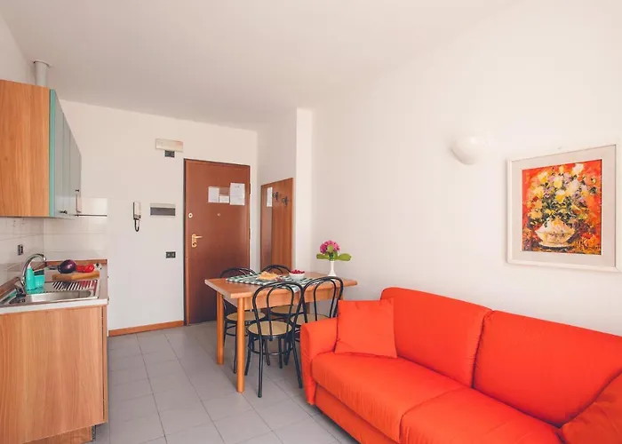 Apart Otel Il Monello 3*